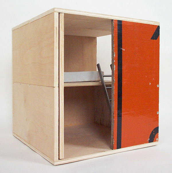 8footsquare600.jpg